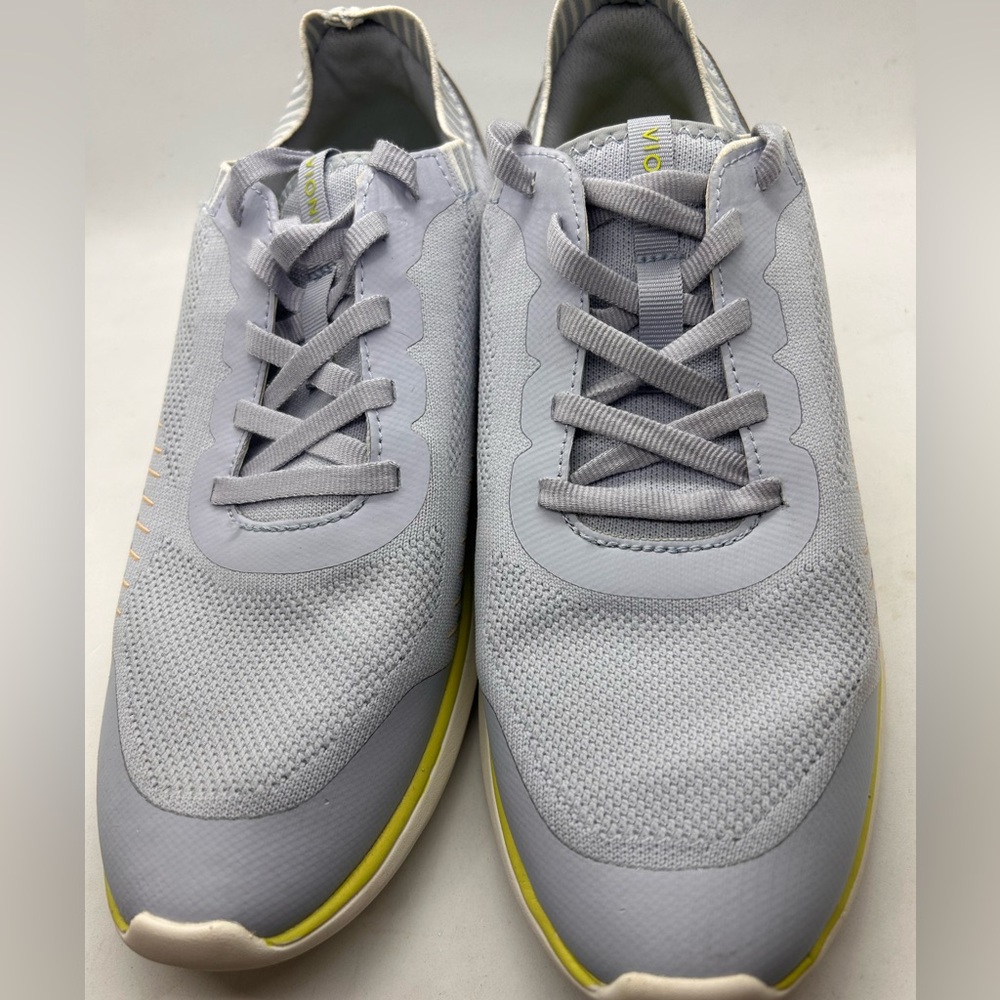Vionic Embolden Women's Knit Slip-on Sneaker size 9
